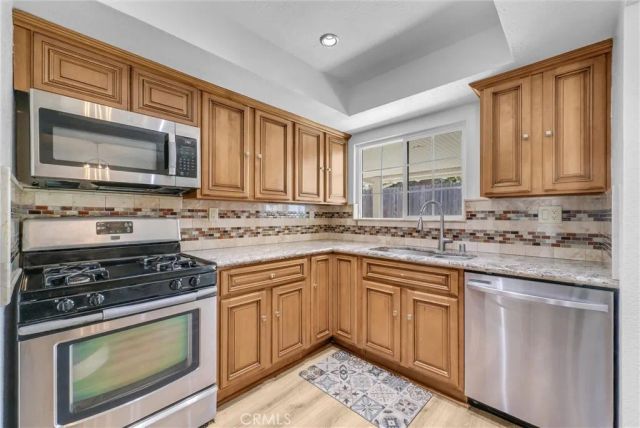 1602 E Oak Hill Court, Ontario, CA 91761