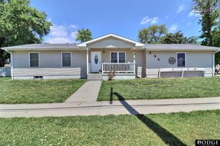 950 E 16th Street, Fremont, NE 68025
