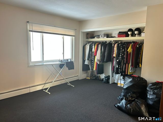 2 Camelot Drive 4, Bloomfield, CT 06002