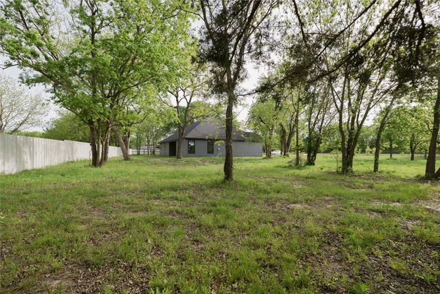 1911 US-HWY 69 Road, Greenville, TX 75401