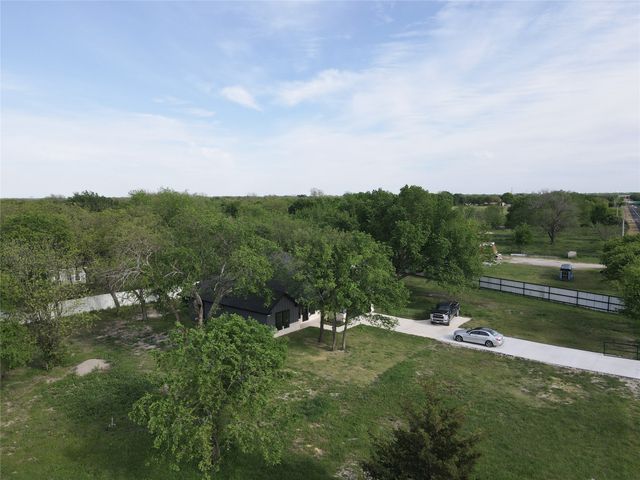 1911 US-HWY 69 Road, Greenville, TX 75401
