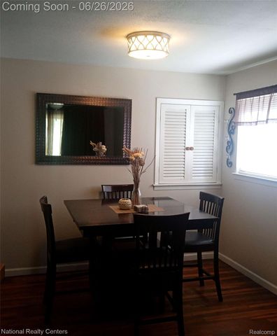 1624 Knowles Street, Ypsilanti Charter Township, MI 48198
