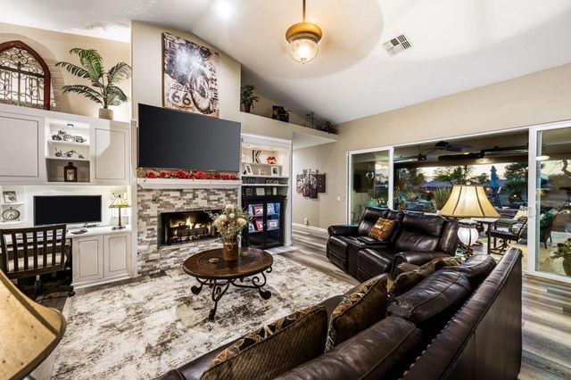 45829 Meadow Lake Drive, Indio, CA 92201