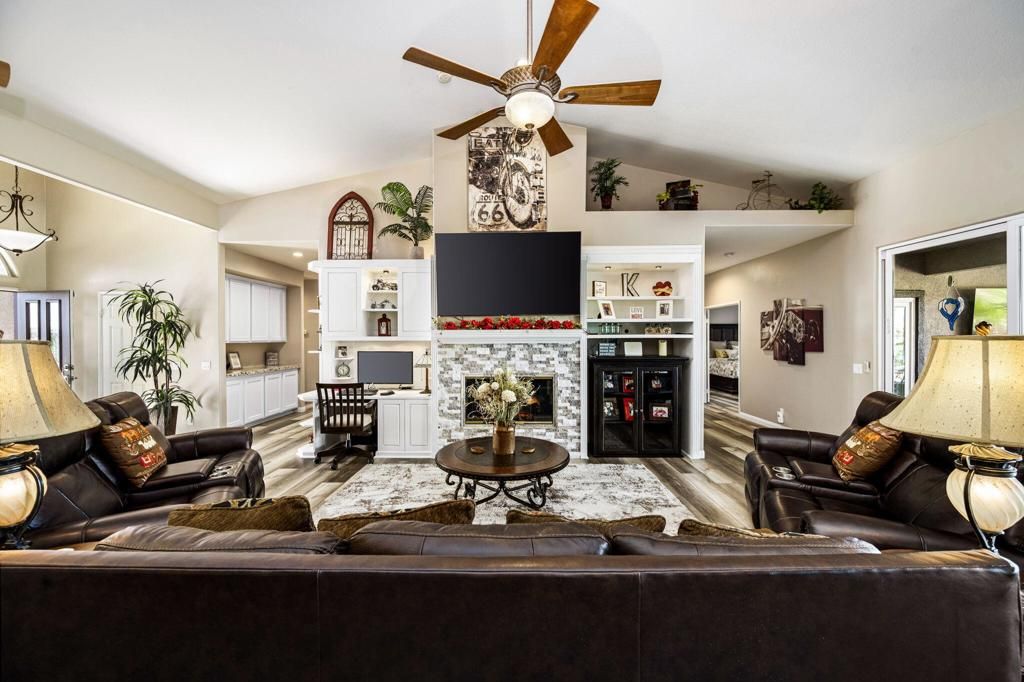 Image 9 of property listing at 45829 Meadow Lake Drive, Indio, CA 92201