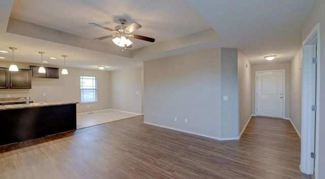 1702 N Hoover Drive, Ozark, MO 65721