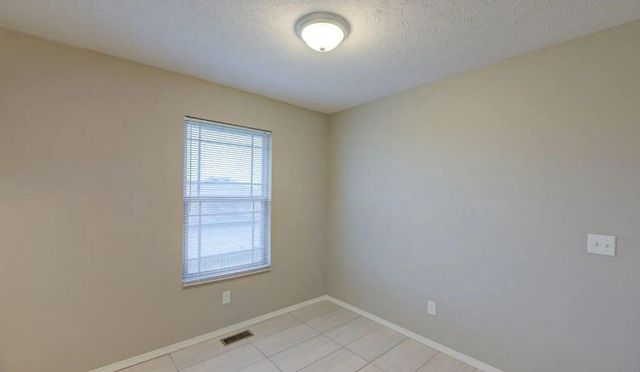 1702 N Hoover Drive, Ozark, MO 65721