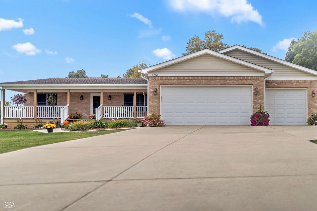 9958 Parker Lane, Cloverdale, IN 46120