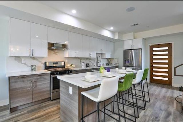 737 S 2nd Street 3, San Jose, CA 95112