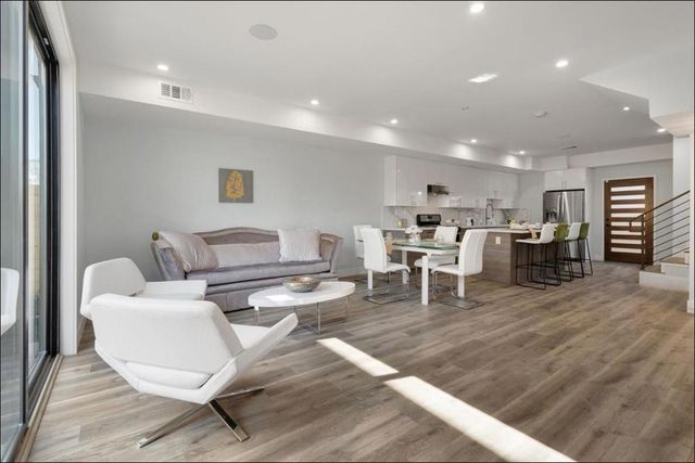 737 S 2nd Street 3, San Jose, CA 95112