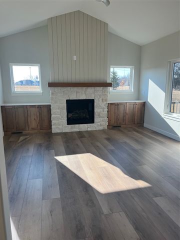 1336 Forest Ridge Court NE, Swisher, IA 52338