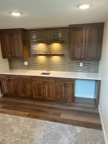 1336 Forest Ridge Court NE, Swisher, IA 52338