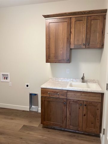 1336 Forest Ridge Court NE, Swisher, IA 52338