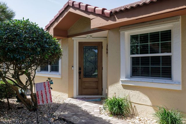 6 San Miguel Ct, Palm Coast, FL 32137
