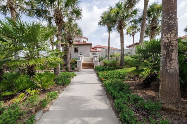6 San Miguel Ct, Palm Coast, FL 32137
