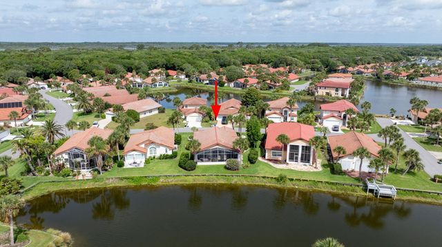 6 San Miguel Ct, Palm Coast, FL 32137