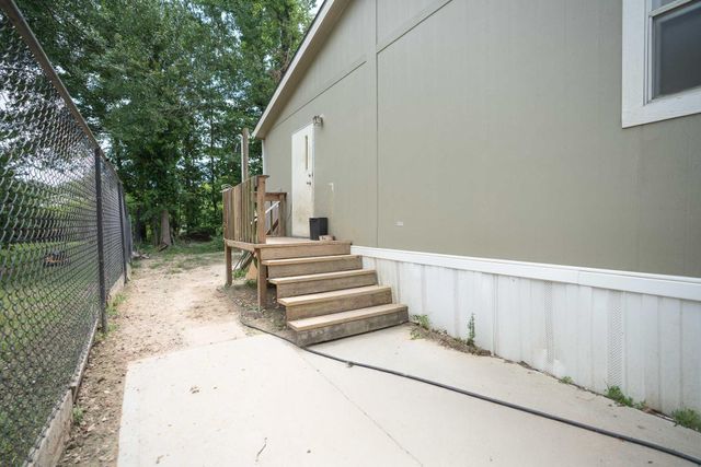 20511 N Sabine Drive, New Caney, TX 77357