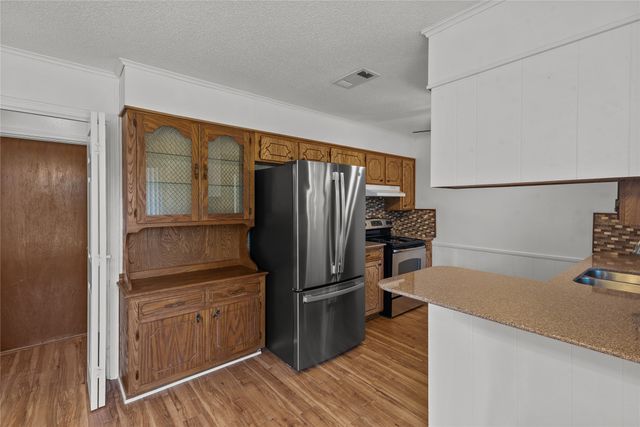 5302 Iris Circle, Bossier City, LA 71112