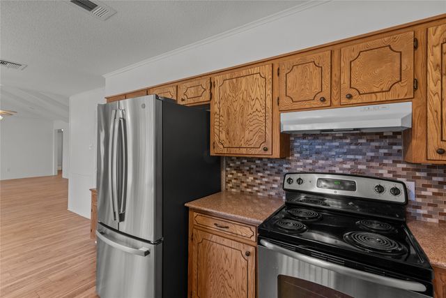 5302 Iris Circle, Bossier City, LA 71112