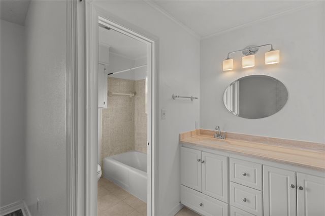 5302 Iris Circle, Bossier City, LA 71112