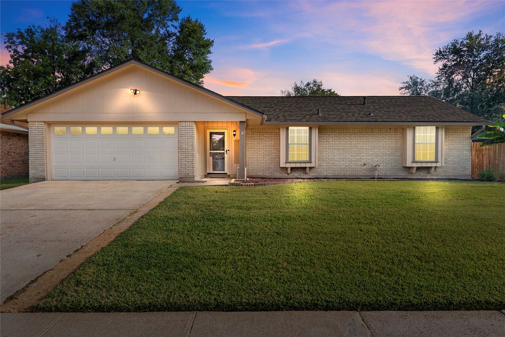 5302 Iris Circle, Bossier City, LA 71112