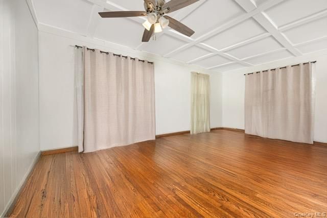 84 Bay Avenue, Hicksville, NY 11801