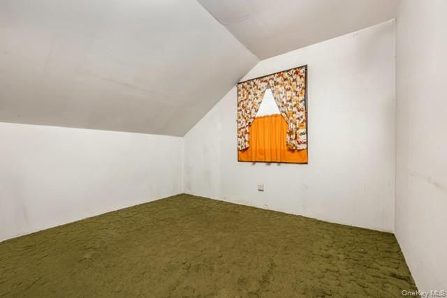 84 Bay Avenue, Hicksville, NY 11801