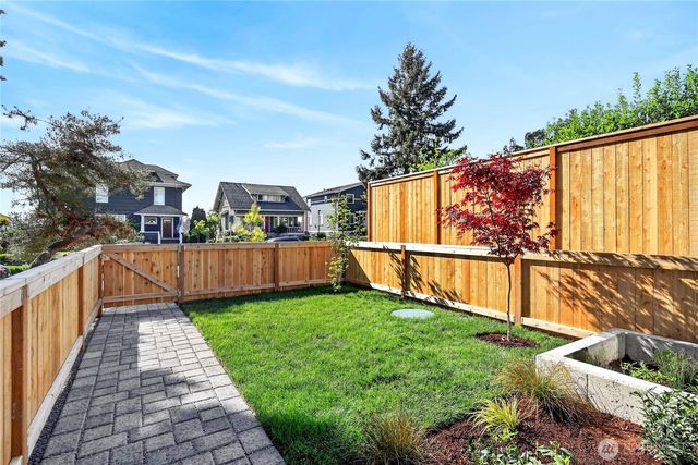 4142 44th Avenue SW, Seattle, WA 98116