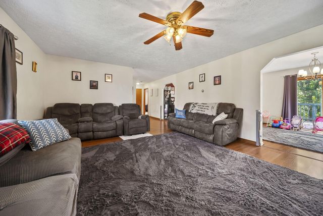 5939 Thompson Road, Ashville, OH 43103