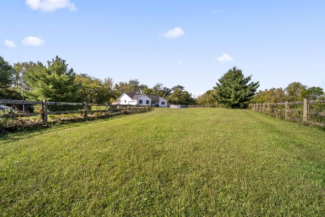 5939 Thompson Road, Ashville, OH 43103