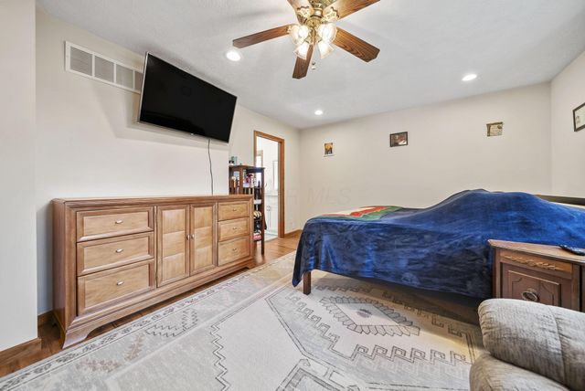 5939 Thompson Road, Ashville, OH 43103