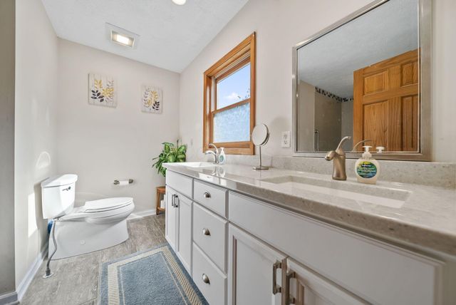 5939 Thompson Road, Ashville, OH 43103