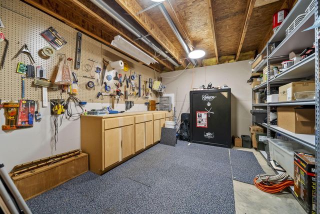 5939 Thompson Road, Ashville, OH 43103