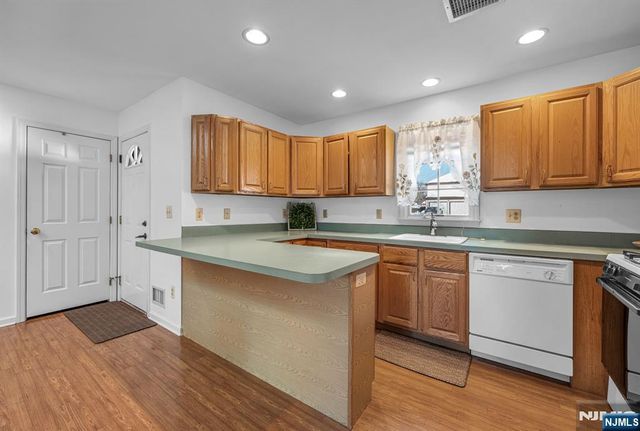 15 Cobbler Lane, Mahwah, NJ 07430