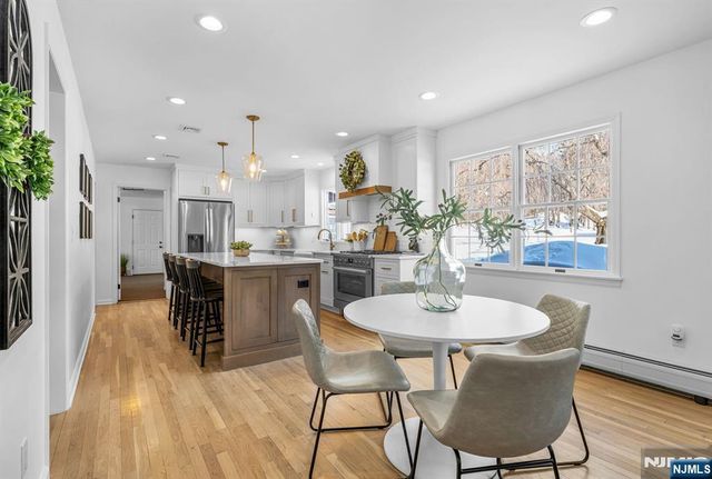 15 Cobbler Lane, Mahwah, NJ 07430