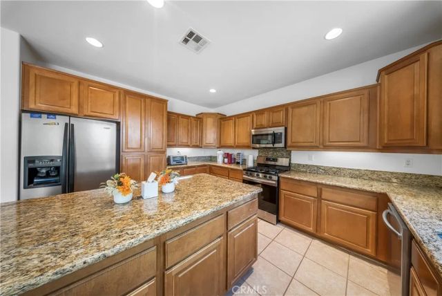 13703 Hidden Mesa Court, Victorville, CA 92394