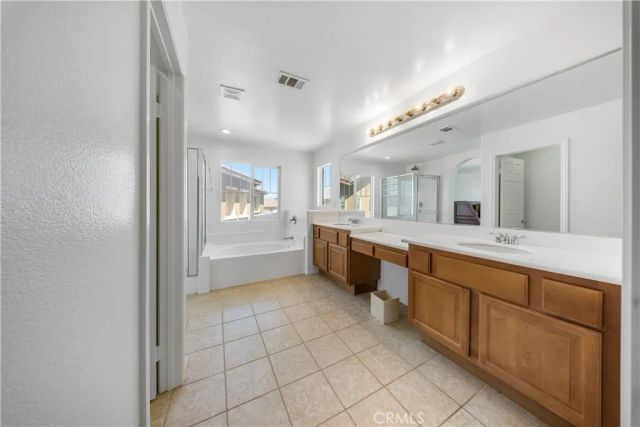 13703 Hidden Mesa Court, Victorville, CA 92394