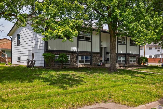 1192 SW Hillsdale ST, Topeka, KS 66604