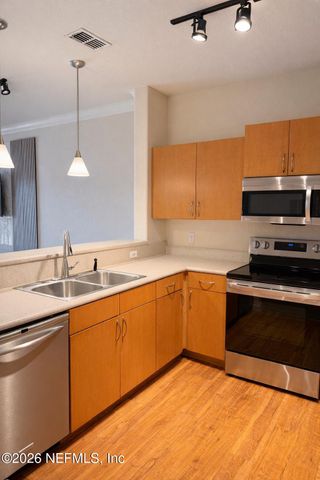 8290 GATE Parkway W 141, Jacksonville, FL 32216