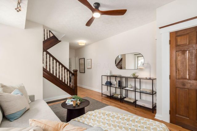 237 Collins Avenue, Columbus, OH 43215