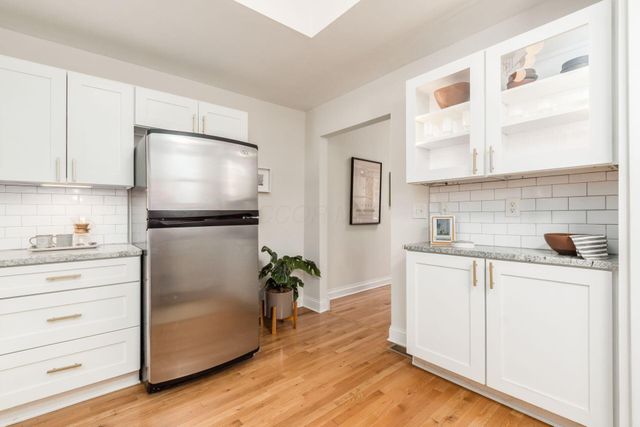 237 Collins Avenue, Columbus, OH 43215