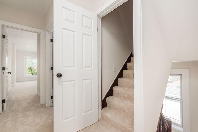 237 Collins Avenue, Columbus, OH 43215