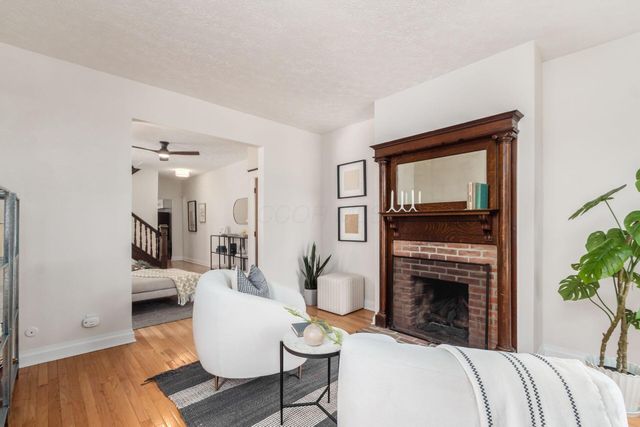 237 Collins Avenue, Columbus, OH 43215