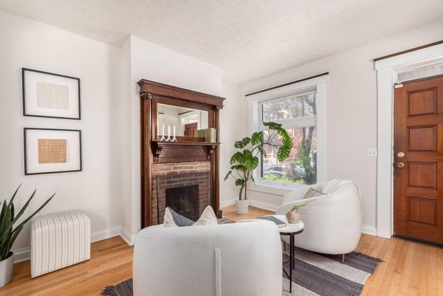 237 Collins Avenue, Columbus, OH 43215