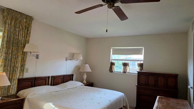 558 Saxony L, Delray Beach, FL 33446