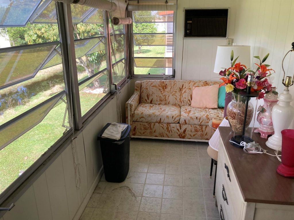 558 Saxony L, Delray Beach, FL 33446