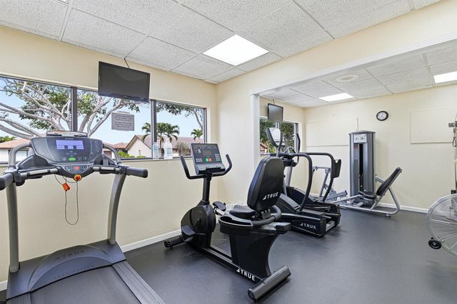 6335 Tall Cypress Circle, Greenacres, FL 33463