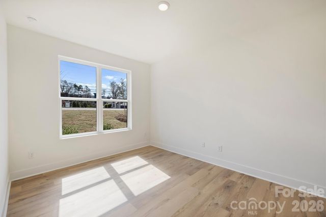 10723 Mallard Creek Road, Charlotte, NC 28262