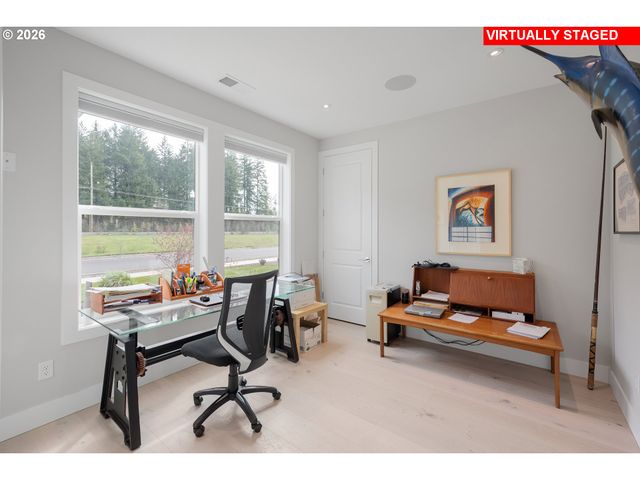 130 ANNABELLE St, Castle Rock, WA 98611
