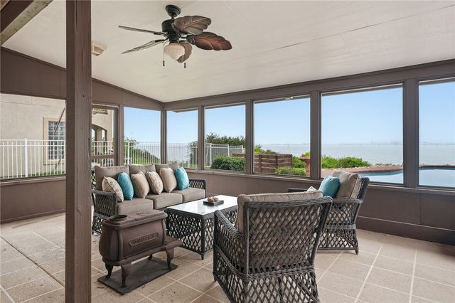 9255 County Road 2226, Taft, TX 78390
