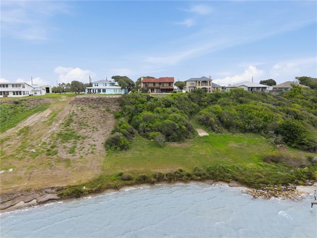 9255 County Road 2226, Taft, TX 78390